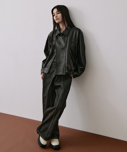 UNITED TOKYO（ユナイテッドトウキョウ）の「コクーンレザーボンバー