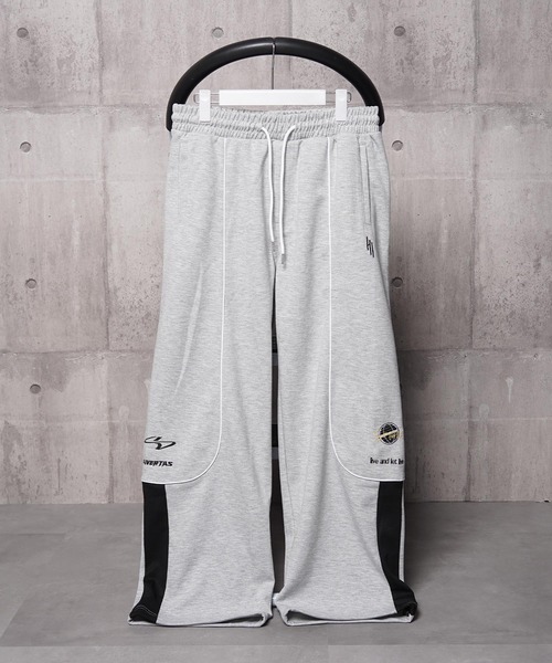 1111clothing(ワンフォークロージング)の「パイピング デザイン スウェットパンツ / Piping Design Sweatpants(スウェットパンツ・メンズ・ブラック/ネイビー/グレー・L/M)」の3枚目の写真