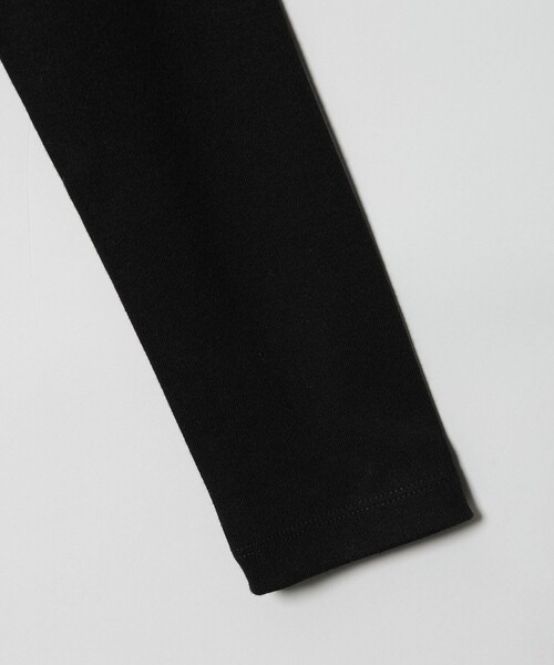 UNITED ARROWS(ユナイテッドアローズ)の「コットン フライス ロング カットソー(Tシャツ/カットソー・レディース・ブラック/ホワイト・FREE)」の12枚目の写真