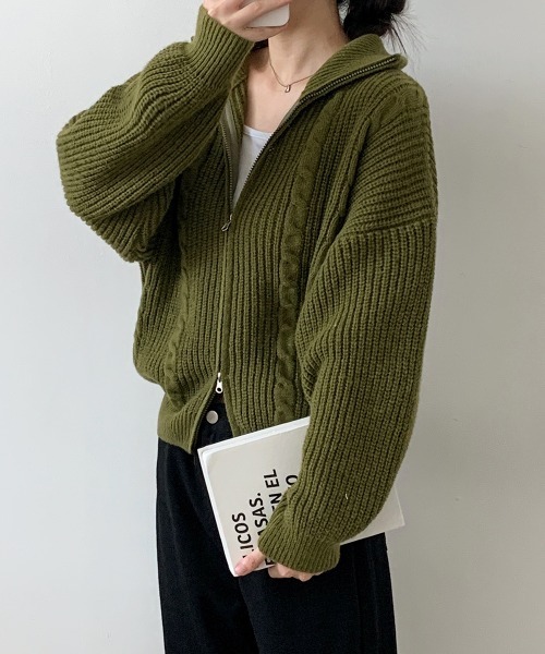 VIVID LADY（ビビッドレディー）の「ダブルジップ ケーブル編みニットカーディガン（ニット/セーター・レディース・カーキ/ワイン/チャコールグレー/クリーム/ベージュ・FREE）」の9枚目の写真