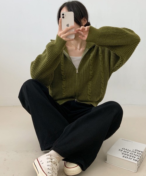 VIVID LADY（ビビッドレディー）の「ダブルジップ ケーブル編みニットカーディガン（ニット/セーター・レディース・カーキ/ワイン/チャコールグレー/クリーム/ベージュ・FREE）」の8枚目の写真