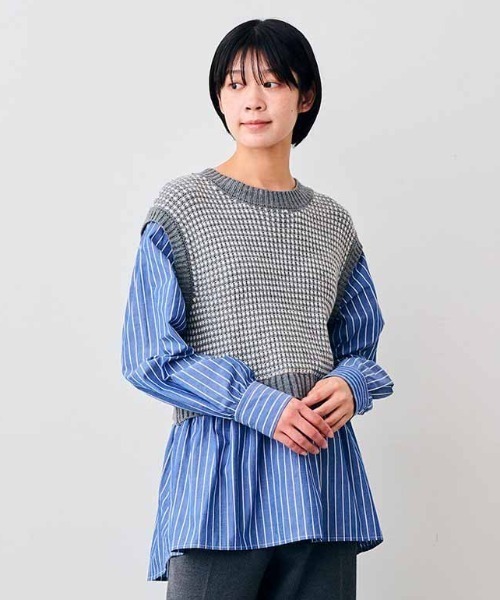 Live in comfort（リブインコンフォート）の「リブ　イン　コンフォート　すぽっと着るだけでコーデが完成！着心地らくちんシャツドッキングニットチュニック（チュニック・レディース・ネイビー/グレー・3L/LL/L/M/S）」の2枚目の写真