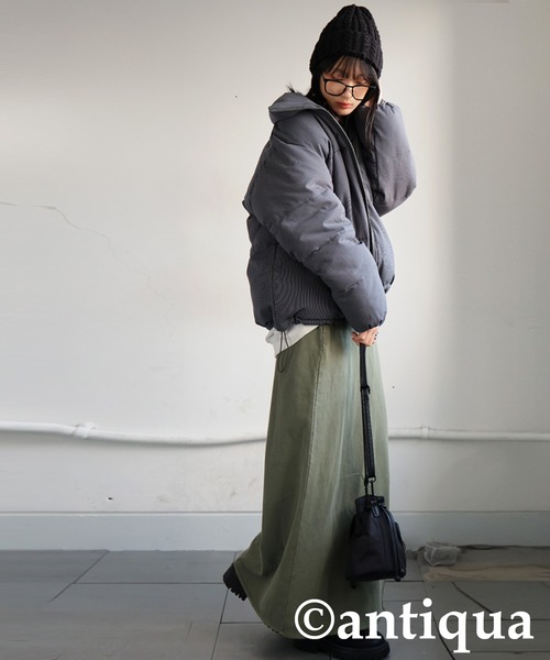 antiqua（アンティカ）の「ケーブル編み ニット帽（ニットキャップ/ビーニー・レディース・アイボリー/ブラック・FREE）」の10枚目の写真