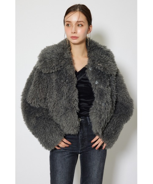 rienda（リエンダ）の「ショート丈フェイクプードルファーブルゾン 秋服（ブルゾン・レディース・ライトベージュ/ダークグレー・SMALL/MEDIUM）」の3枚目の写真