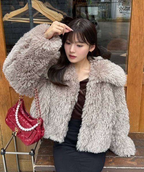 ショート丈フェイクプードルファーブルゾン 秋服（ブルゾン）｜rienda