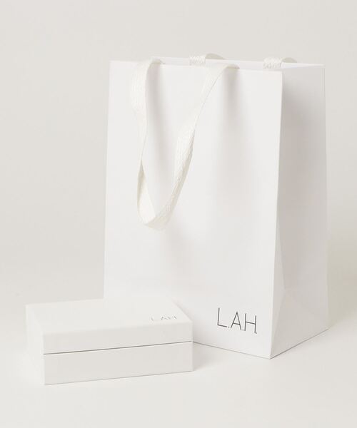 LAH（エルエーエイチ）の「フープピアス（ピアス（両耳用）・レディース・シルバー・ONE SIZE）」の3枚目の写真