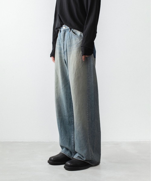 ATTACHMENT(アタッチメント)の「11OZ デニム ワイドジーンズ / 11OZ DENIM WIDE JEANS(デニムパンツ・メンズ・ブラック/ライトインディゴブルー・3/2/1/4)」の4枚目の写真