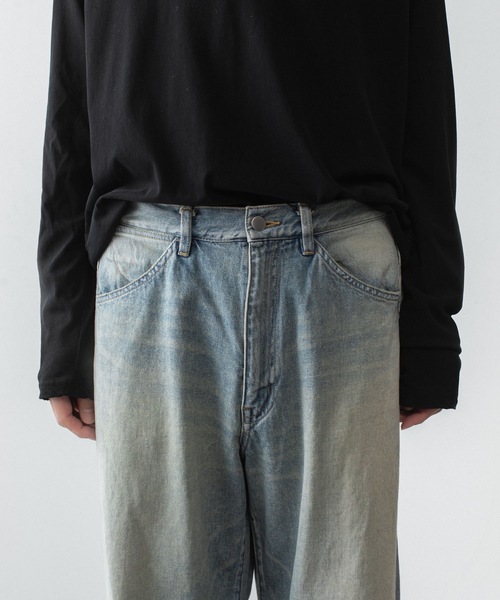 ATTACHMENT(アタッチメント)の「11OZ デニム ワイドジーンズ / 11OZ DENIM WIDE JEANS(デニムパンツ・メンズ・ブラック/ライトインディゴブルー・3/2/1/4)」の7枚目の写真
