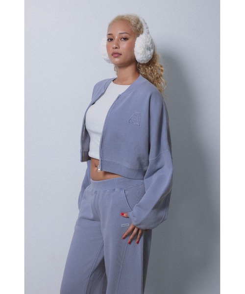 ALEXIA STAM（アリシアスタン）の「Wellness Logo Pigment Cropped Sweat Blouson /ピグメントZIPスウェットトップス（スウェット・レディース・ブルー/チャコールグレー/ブラウン・FREE）」の14枚目の写真