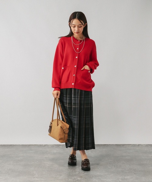 GLOBAL WORK（グローバルワーク）の「メルティクルー金ボタンカーディガン/577879（カーディガン/ボレロ・レディース・ベージュ系その他3/ブラック/ブルー系その他6/ライトグレー/レッド・REGULAR/SHORT）」の17枚目の写真