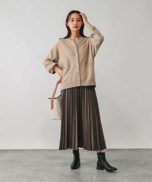 GLOBAL WORK（グローバルワーク）の「メルティクルー金ボタンカーディガン/577879（カーディガン/ボレロ・レディース・ベージュ系その他3/ブラック/ブルー系その他6/ライトグレー/レッド・REGULAR/SHORT）」の11枚目の写真