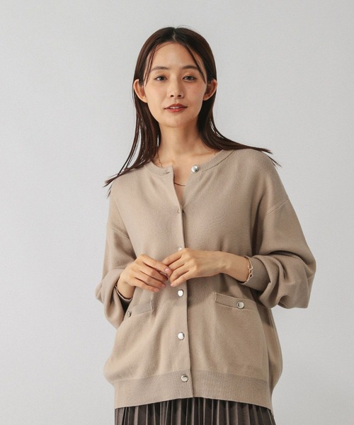 GLOBAL WORK（グローバルワーク）の「メルティクルー金ボタンカーディガン/577879（カーディガン/ボレロ・レディース・ベージュ系その他3/ブラック/ブルー系その他6/ライトグレー/レッド・REGULAR/SHORT）」の12枚目の写真