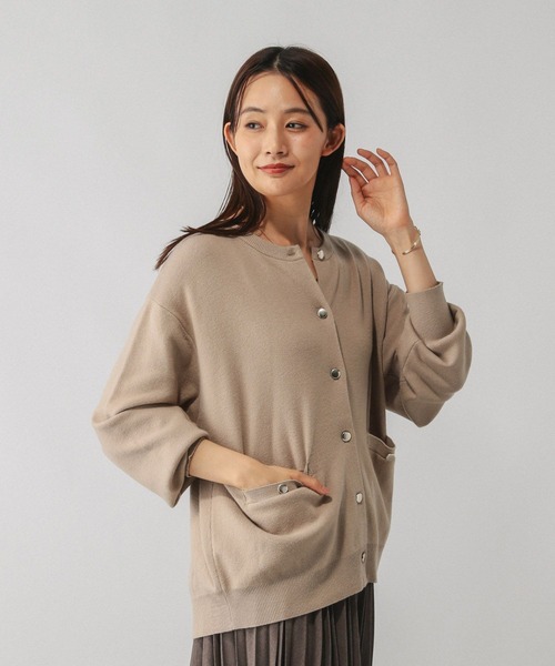 GLOBAL WORK（グローバルワーク）の「メルティクルー金ボタンカーディガン/577879（カーディガン/ボレロ・レディース・ベージュ系その他3/ブラック/ブルー系その他6/ライトグレー/レッド・REGULAR/SHORT）」の13枚目の写真