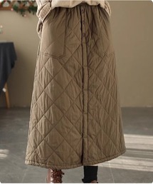 I.O.E（アイオイ）の「冬のひだまりスカート（スカート）」