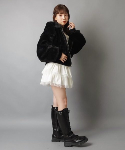 SPINNS（スピンズ）の「【2WAY】ふわもこ×MA-1！リバーシブルあったかブルゾン（ブルゾン・レディース・ブラック/カーキ/アイボリー・ONESIZE）」の20枚目の写真