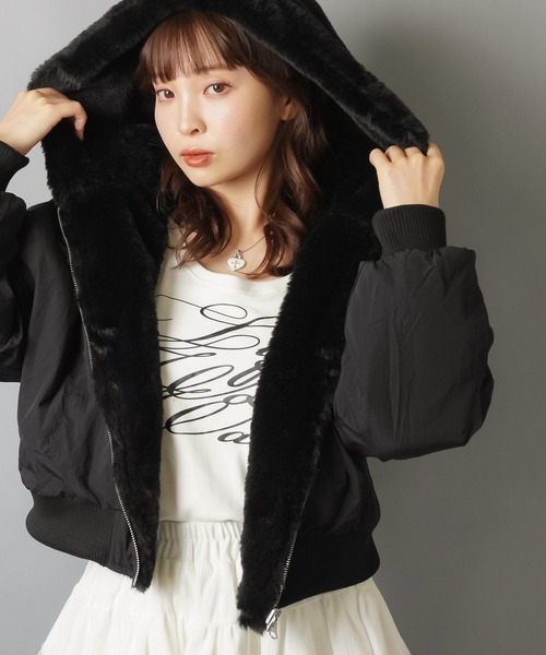 SPINNS（スピンズ）の「【2WAY】ふわもこ×MA-1！リバーシブルあったかブルゾン（ブルゾン・レディース・ブラック/カーキ/アイボリー・ONESIZE）」の11枚目の写真