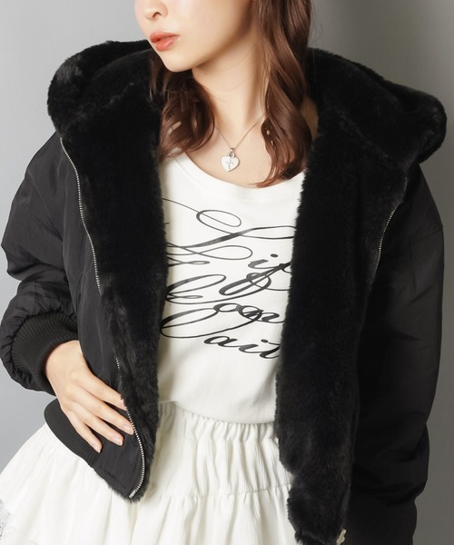 SPINNS（スピンズ）の「【2WAY】ふわもこ×MA-1！リバーシブルあったかブルゾン（ブルゾン・レディース・ブラック/カーキ/アイボリー・ONESIZE）」の6枚目の写真