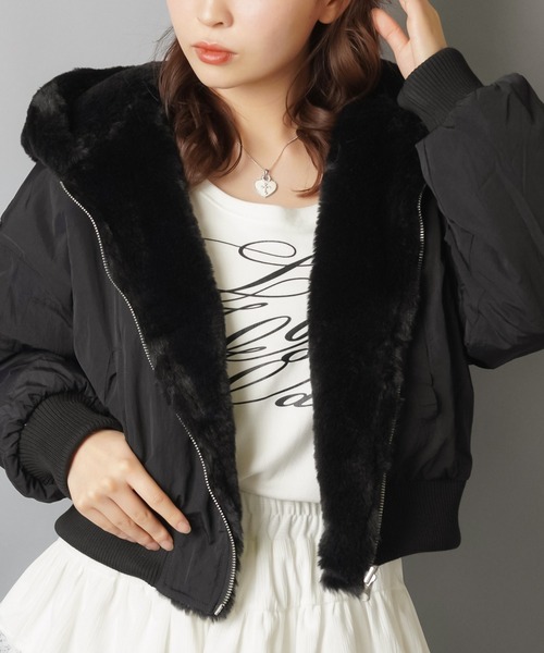 SPINNS（スピンズ）の「【2WAY】ふわもこ×MA-1！リバーシブルあったかブルゾン（ブルゾン・レディース・ブラック/カーキ/アイボリー・ONESIZE）」の19枚目の写真