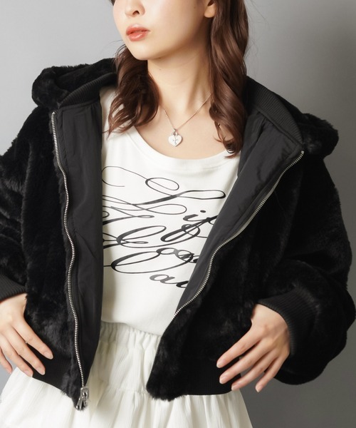 SPINNS（スピンズ）の「【2WAY】ふわもこ×MA-1！リバーシブルあったかブルゾン（ブルゾン・レディース・ブラック/カーキ/アイボリー・ONESIZE）」の9枚目の写真