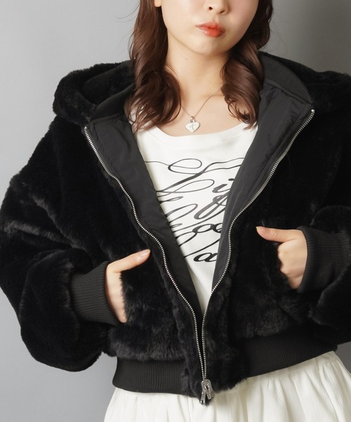 SPINNS（スピンズ）の「【2WAY】ふわもこ×MA-1！リバーシブルあったかブルゾン（ブルゾン・レディース・ブラック/カーキ/アイボリー・ONESIZE）」の10枚目の写真