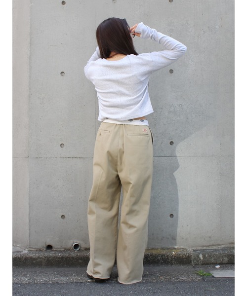 Ungrid（アングリッド）の「ヘンリーデザインロングスリーブTee（Tシャツ/カットソー・レディース・ライトグレー/ブラック/オフホワイト・FREE）」の8枚目の写真