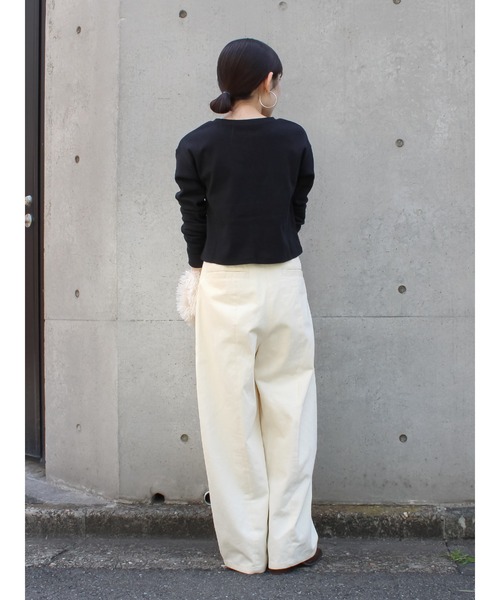 Ungrid（アングリッド）の「ヘンリーデザインロングスリーブTee（Tシャツ/カットソー・レディース・ライトグレー/ブラック/オフホワイト・FREE）」の5枚目の写真