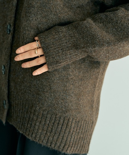 YECCA VECCA（イェッカヴェッカ）の「ミドル丈Vネックカーディガン（カーディガン/ボレロ・レディース・ライトグレー/ブラウン/グリーン系その他3・FREE）」の8枚目の写真