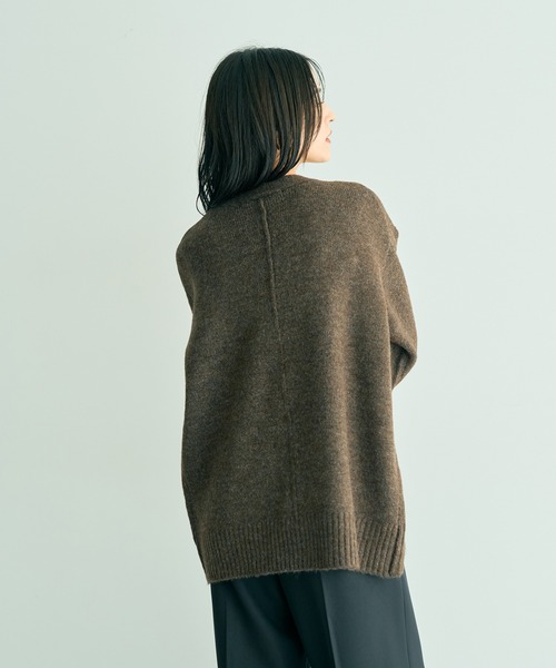 YECCA VECCA（イェッカヴェッカ）の「ミドル丈Vネックカーディガン（カーディガン/ボレロ・レディース・ライトグレー/ブラウン/グリーン系その他3・FREE）」の14枚目の写真