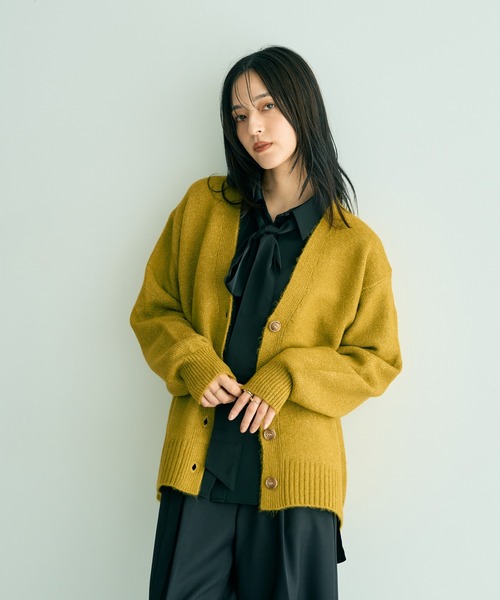 YECCA VECCA（イェッカヴェッカ）の「ミドル丈Vネックカーディガン（カーディガン/ボレロ・レディース・ライトグレー/ブラウン/グリーン系その他3・FREE）」の16枚目の写真