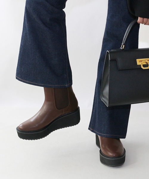 Fin(フィン)の「厚底サイドゴアブーツ【低反発スポンジ入り】(ブーツ・レディース・ブラック/ブラウン・S/M/L/LL)」の8枚目の写真