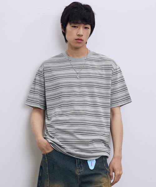 F.ILLUMINATE(フィルミネイト)の「モノラインストライプTシャツ-グレー(Tシャツ/カットソー・レディース・その他・SMALL/MEDIUM/LARGE)」の8枚目の写真