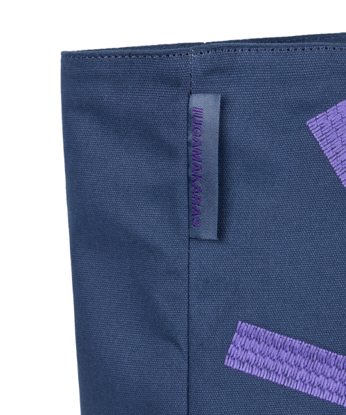 IUGAMAKARAS(イウガマカラス)の「IUGA Big Shopper Bag (Navy)(エコバッグ/サブバッグ・レディース・その他・FREE)」の9枚目の写真