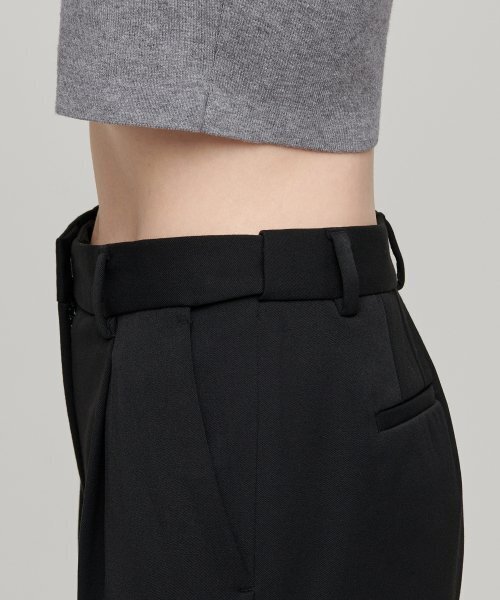 MUSINSA STANDARD WOMAN（ムシンサスタンダードウーマン）の「ウィメンズヘビーウェイト裏起毛ルーズテーパードヒドゥンバンディングスラックス[ブラック]（スラックス・レディース・その他・30/24/25/26/27/28/29）」の5枚目の写真