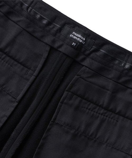 MUSINSA STANDARD WOMAN（ムシンサスタンダードウーマン）の「ウィメンズヘビーウェイト裏起毛ルーズテーパードヒドゥンバンディングスラックス[ブラック]（スラックス・レディース・その他・30/24/25/26/27/28/29）」の6枚目の写真
