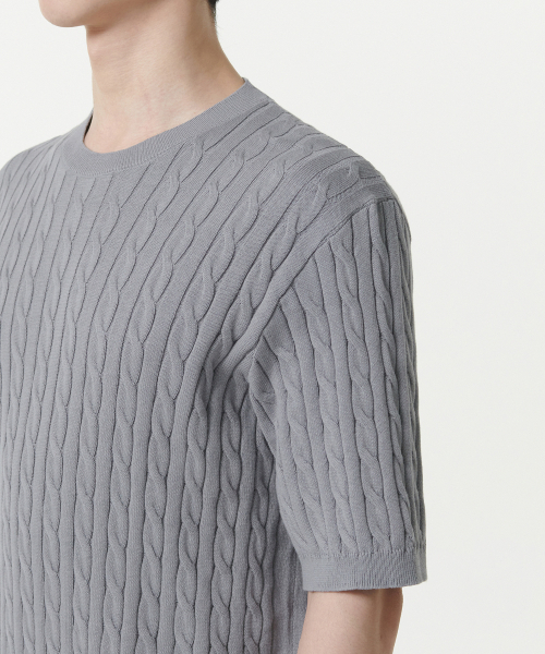 MUSINSA STANDARD（ムシンサスタンダード）の「ケーブルクルーネック半袖ニット[グレー]（ニット/セーター・メンズ・その他・XX-LARGE/LARGE/MEDIUM/X-LARGE）」の5枚目の写真