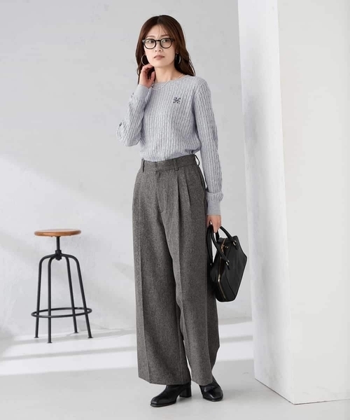 a.v.v(アーヴェヴェ)の「【マシンウォッシャブル/雑誌InRed(宝島社)12月号掲載】ツイード調ワイドパンツ(その他パンツ・レディース・チャコールグレー/ベージュ・36/40/38)」の3枚目の写真