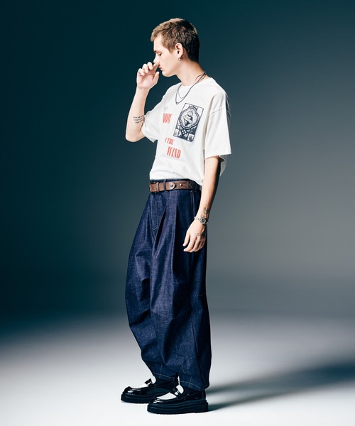 glamb（グラム）の「Sacred Damage Cutsew / セイクリッドダメージカットソー（Tシャツ/カットソー・メンズ・ホワイト/ブラック・S/M/L）」の12枚目の写真