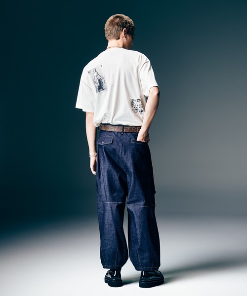 glamb（グラム）の「Sacred Damage Cutsew / セイクリッドダメージカットソー（Tシャツ/カットソー・メンズ・ホワイト/ブラック・S/M/L）」の15枚目の写真