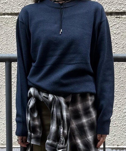 BACK NUMBER（バックナンバー）の「【BACK NUMBER】ポリナイロンニットクルーネックセーター (ミニマルデザイン / 軽やかさ / オフィスカジュアル)（ニット/セーター・メンズ・サックスブルー/ブラック/ネイビー/ダークグレー/ブラウン/グリーン・L/XL/M）」の22枚目の写真