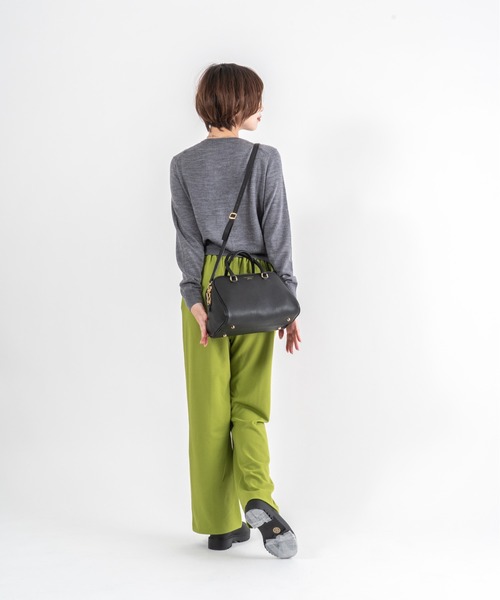 CHRISTIAN VILLA（クリスチャンヴィラ）の「【CHRISTIAN VILLA】ボストン バッグ　Ｌサイズ（ボストンバッグ・レディース・ブラック/アイボリー/ベージュ系その他/ダークブラウン/ブラウン・FREE）」の14枚目の写真