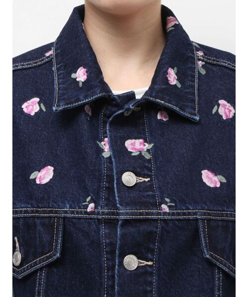 EVRIS（エヴリス）の「Embroideryデニムブルゾン【セットアップ着用可能】（デニムジャケット・レディース・ブラック/インディゴブルー・FREE）」の15枚目の写真