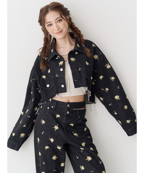 EVRIS（エヴリス）の「Embroideryデニムブルゾン【セットアップ着用可能】（デニムジャケット・レディース・ブラック/インディゴブルー・FREE）」の4枚目の写真