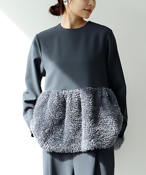 Jines（ジネス）の「チュールペプラムブラウス（シャツ/ブラウス・レディース・ブラック/グレー・38）」の6枚目の写真