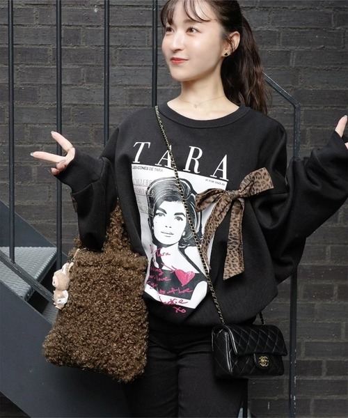 KOBE LETTUCE（コウベレタス）の「[ Yuumiさんコラボ ]ファーバッグ（ハンドバッグ・レディース・ブラウン/アイボリー/グレイッシュベージュ・F）」の6枚目の写真