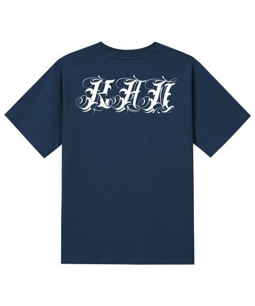 KAN6312(カン6312)の「KTN0098 チカノレタリング 半袖Tシャツ - ネイビー(Tシャツ/カットソー・メンズ・その他・SMALL/MEDIUM/LARGE/X-LARGE)」の1枚目の写真