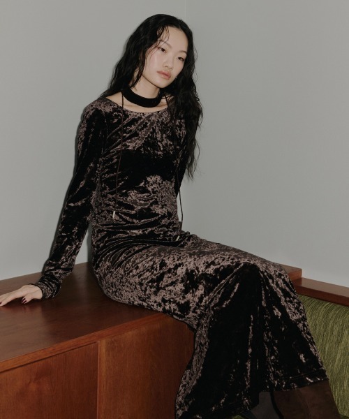 ANDRESD（アンドレスド）の「スパークルレースベロアドレス / sparkle