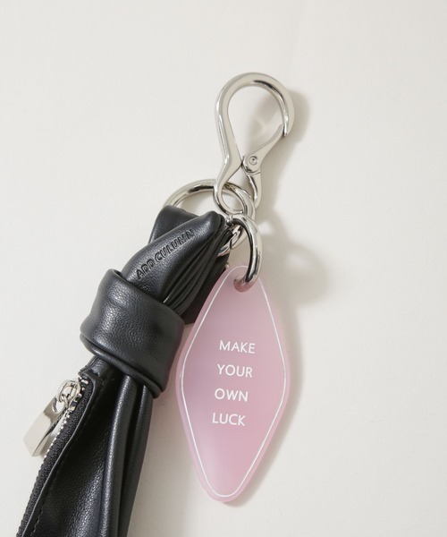 ADD CULUMN(アドカラム)の「ADD CULUMN/AMULET CHARM(キーホルダー・レディース・ブラック・FREE)」の3枚目の写真