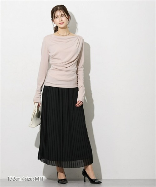 slattgir(スラットジール)の「高身長 カットソードレープトップス(トールサイズ)(Tシャツ/カットソー・レディース・グレイッシュベージュ/グレイッシュブルー/ネイビー・TM/TL/TLL/T3L/T4L/T5L)」の10枚目の写真