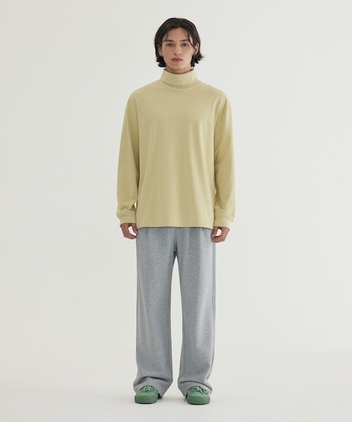 COVERNAT(カバーナット)の「SEMI-WIDE SIGNATURE SYMBOL SWEATPANTS(スウェットパンツ・メンズ・オートミール/ネイビー/杢グレー/ブラック・X-LARGE/LARGE/MEDIUM/SMALL/X-SMALL/XX-LARGE)」の5枚目の写真