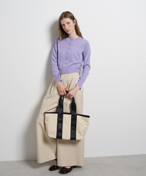 LANVIN en Bleu（ランバンオンブルー）の「ロゴテープワイドトートバッグ（トートバッグ・レディース・ブラック/ベージュ・FREE）」の12枚目の写真